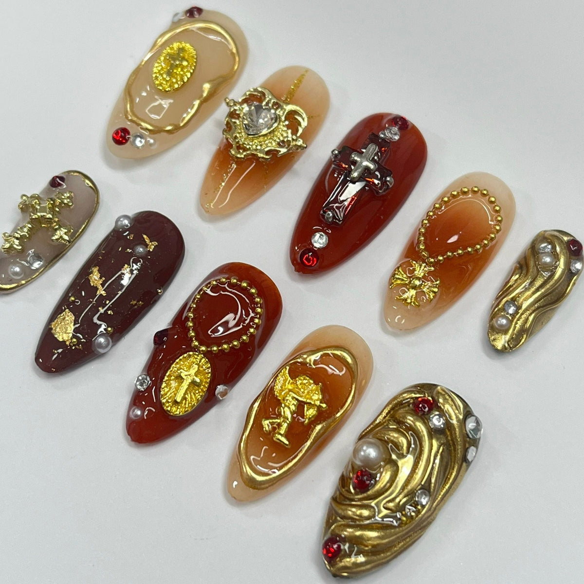 Gold Chrome Baroque Press-On Nail Set With Rhinestones and 3D Medallions