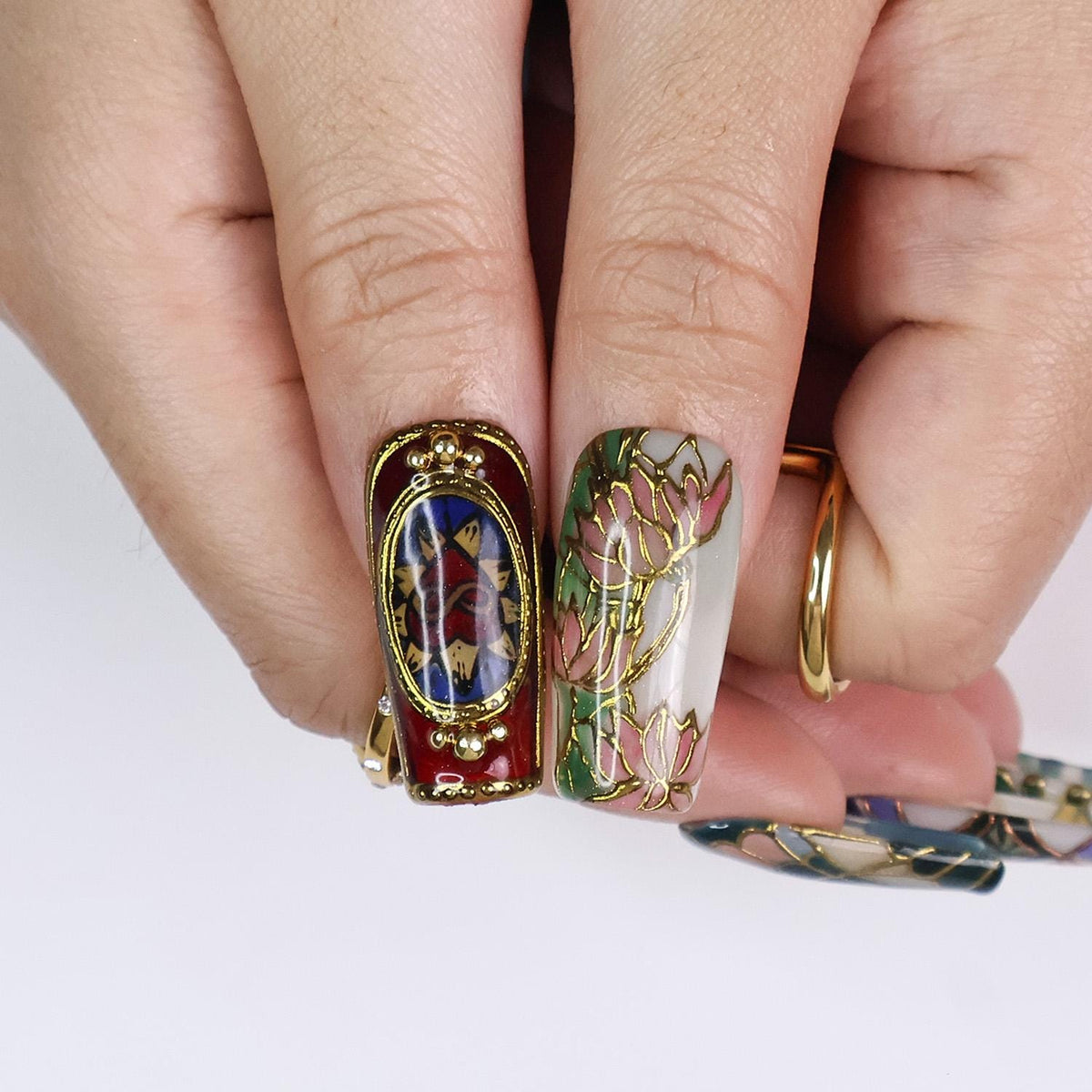Jewel-Tone Stained Glass Floral Press-On Nail Set With Gold Details