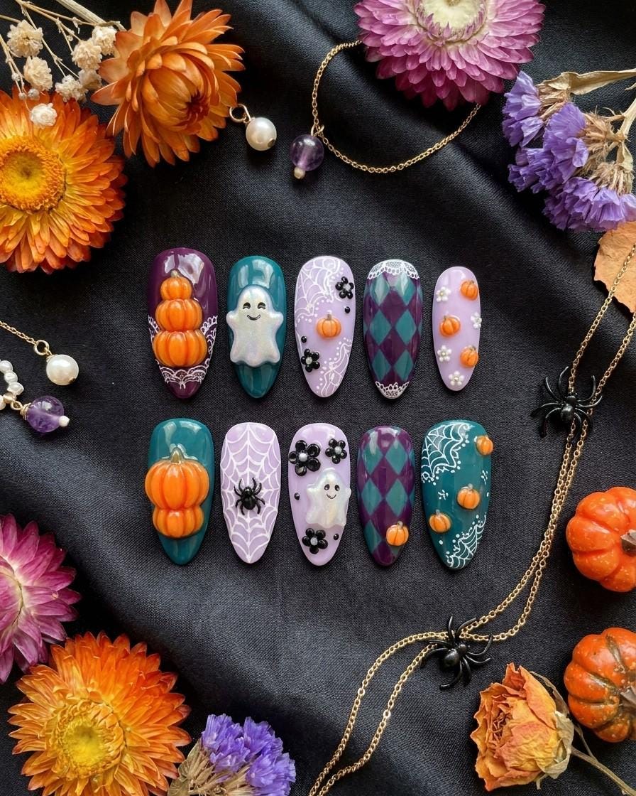 Kawaii Halloween Press On Nails With 3D Pumpkins, Ghosts, Harlequin Diamonds and Spiderwebs