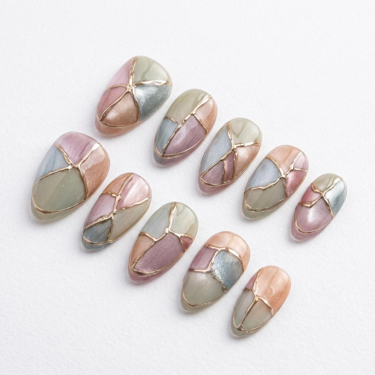 Mosaic Cat Eye Press-On Nails With Gold Line Art
