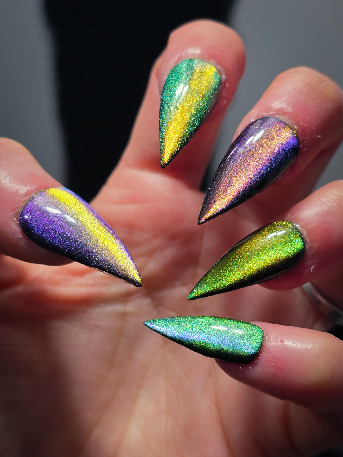 Multicolor Shifting Cat Eye Press On Nail Set