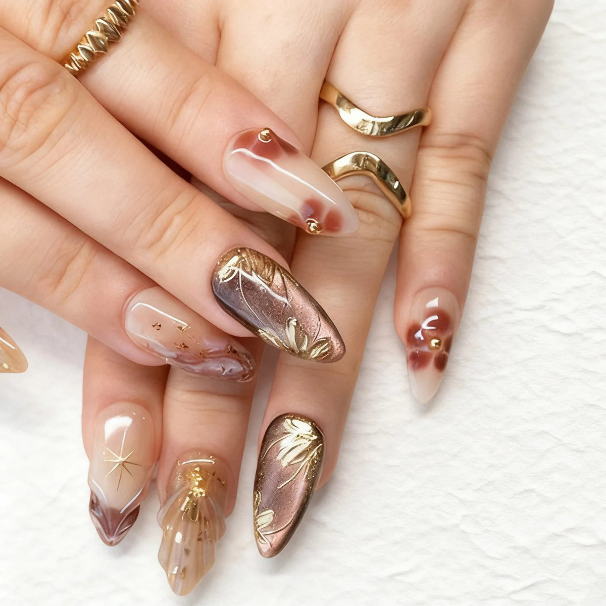 Nude Mauve Gold Botanical Press On Nails