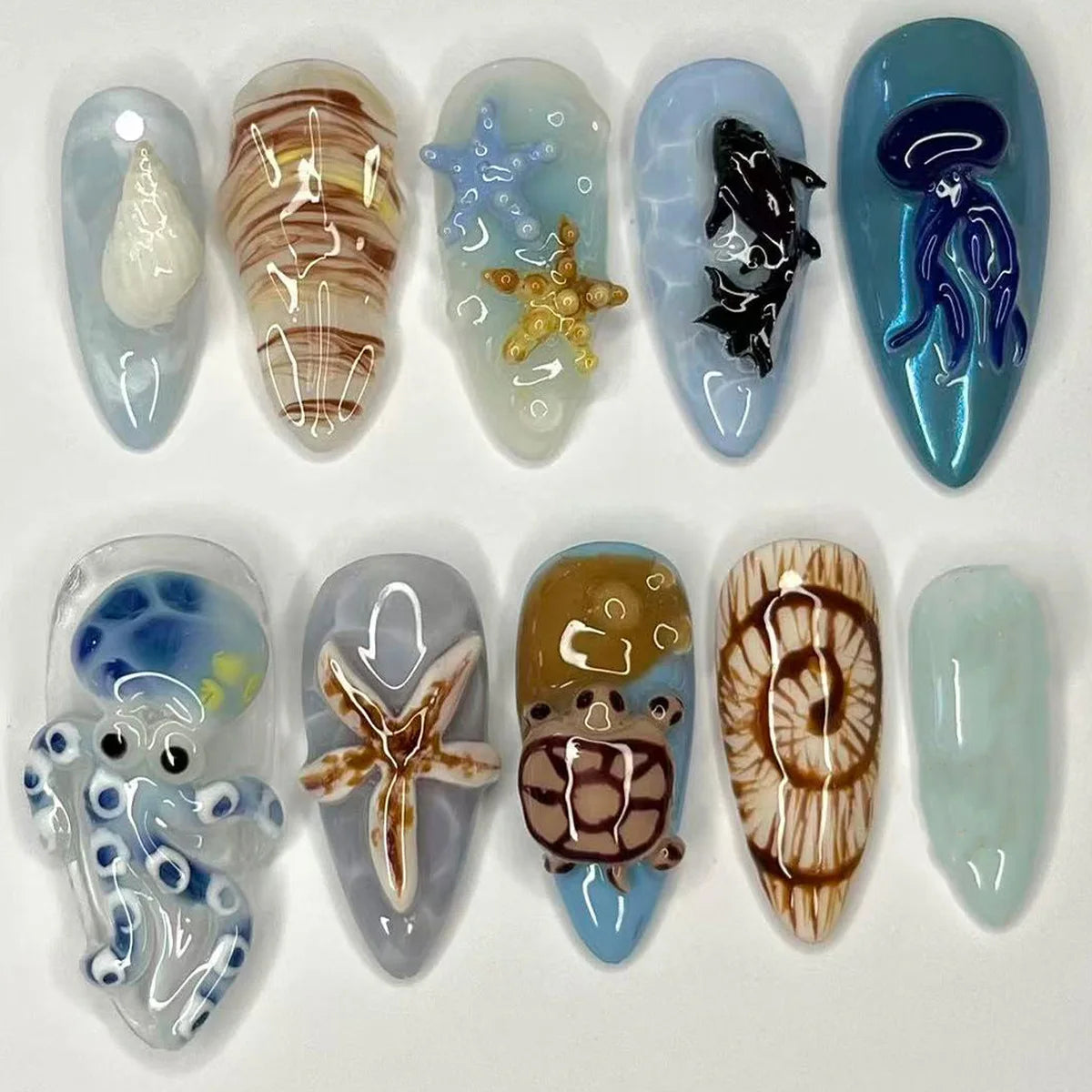 Ocean Sea Creature Nail Set with Octopus, Turtle and Shell Details