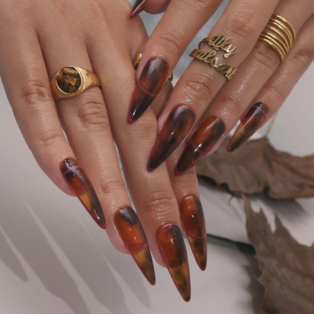 Amber Tortoiseshell Press On Nail Set With Muted Pink-Purple Bands