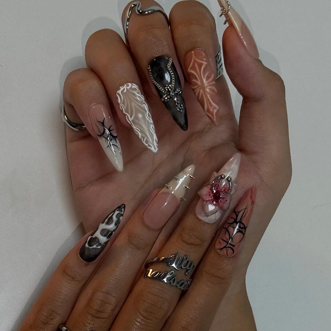 Halloween Gothic Floral Press On Nails with Web Lines, Spikes and Chain Details