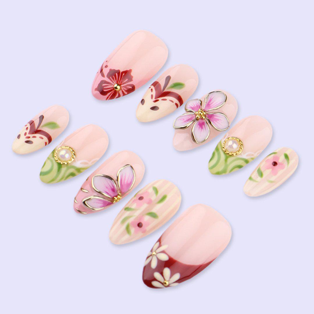 Spring Blush Pink Floral Nail Set With 3D Gold-Outlined Flowers and Clear Stones
