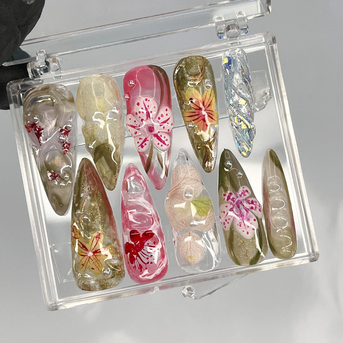 Spring Botanical Flower Press On Nails in Olive, Gold and Pink