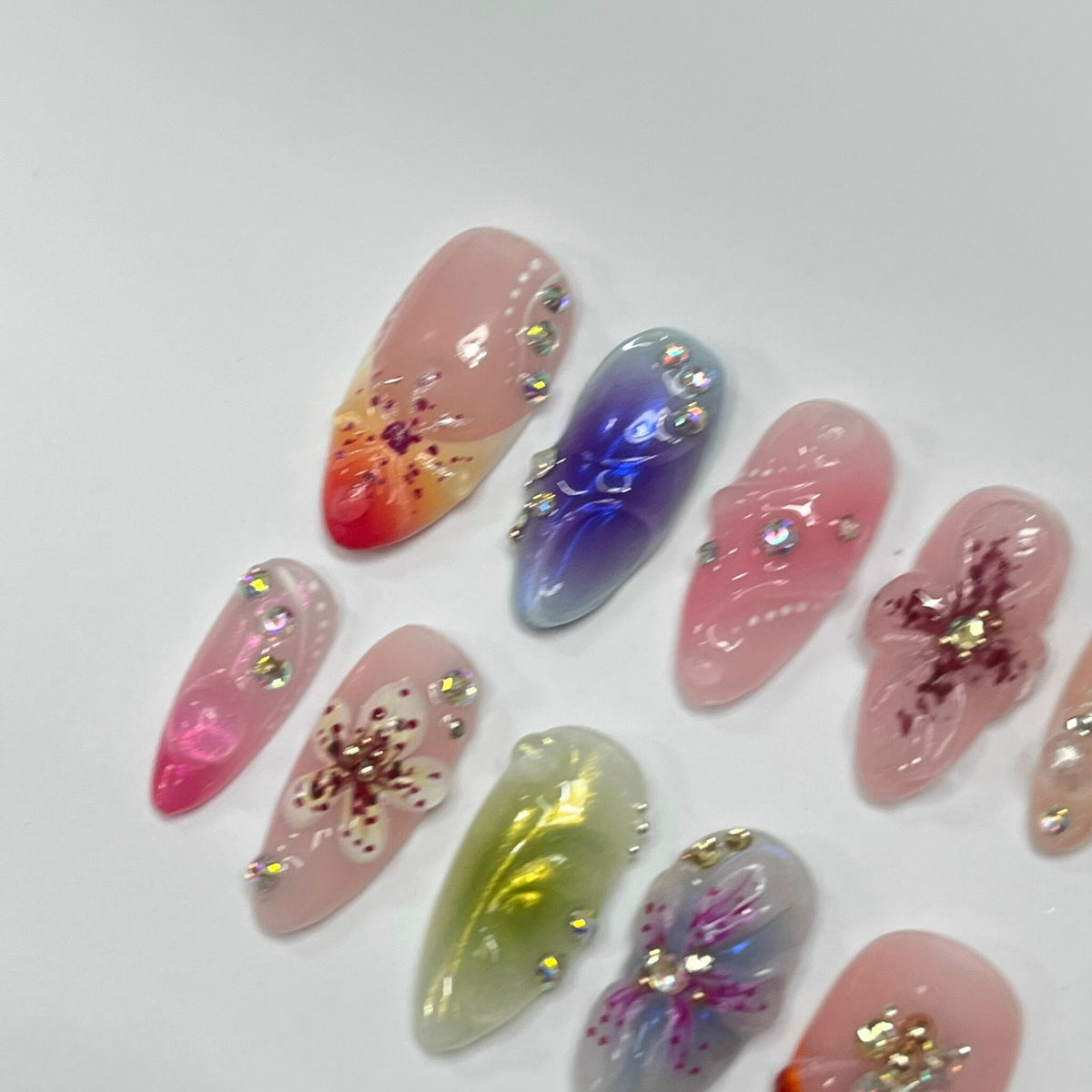 Spring Enchanted Garden Floral Press On Nail Set With Rhinestones