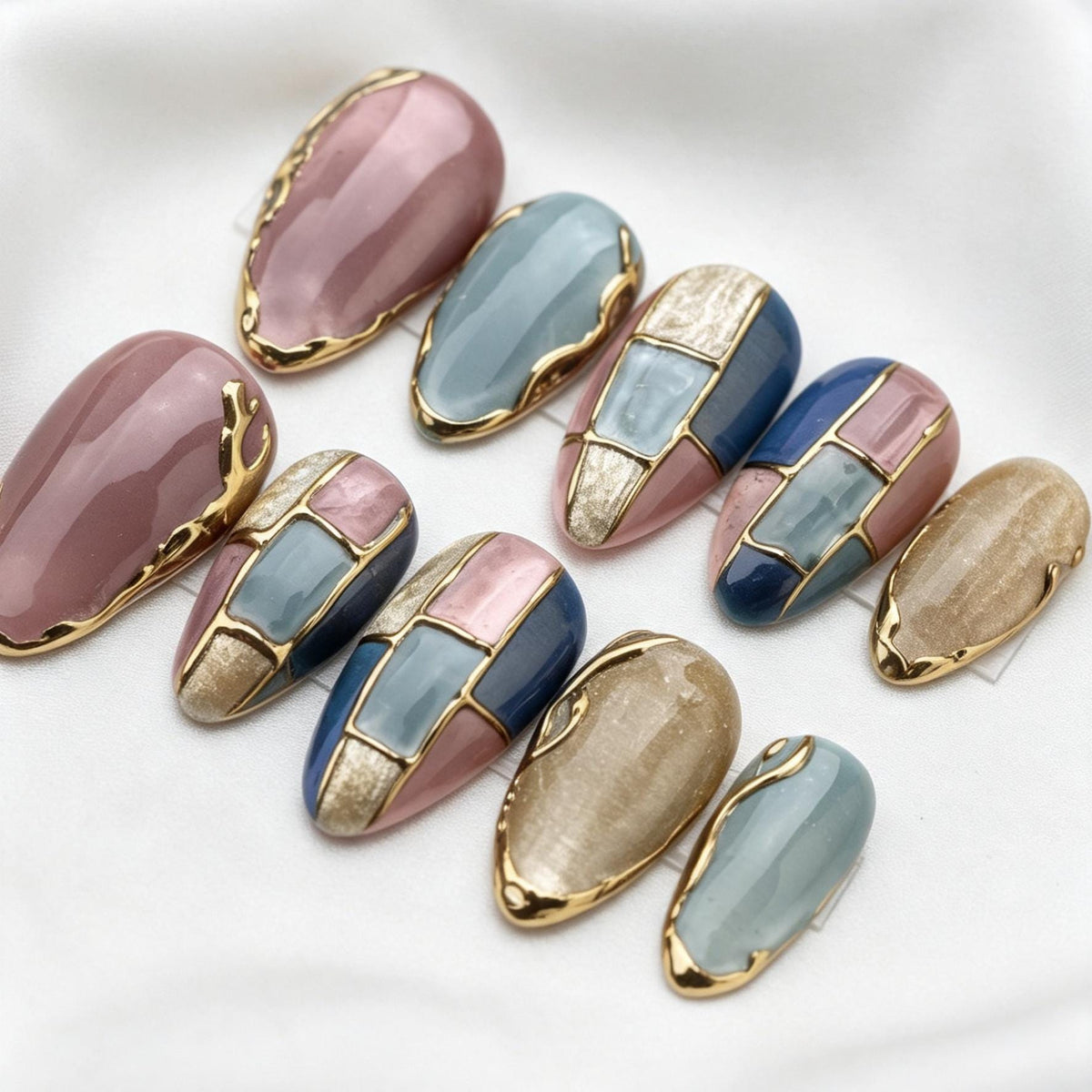 Stained Glass Mosaic Nails With Raised Gold Edging in Mauve and Blue