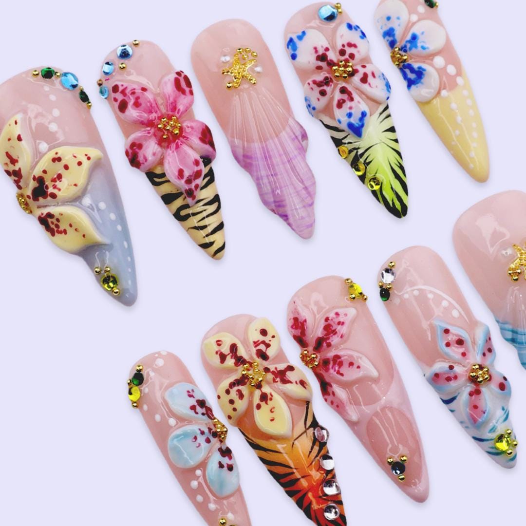 Summer Tropical Pink Press On Nails With 3D Flowers, Shell-Like Tips And Rhinestones