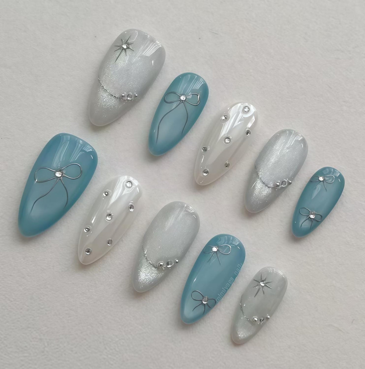 Teal Blue and Pearly Silver Bow and Rhinestone Nail Set