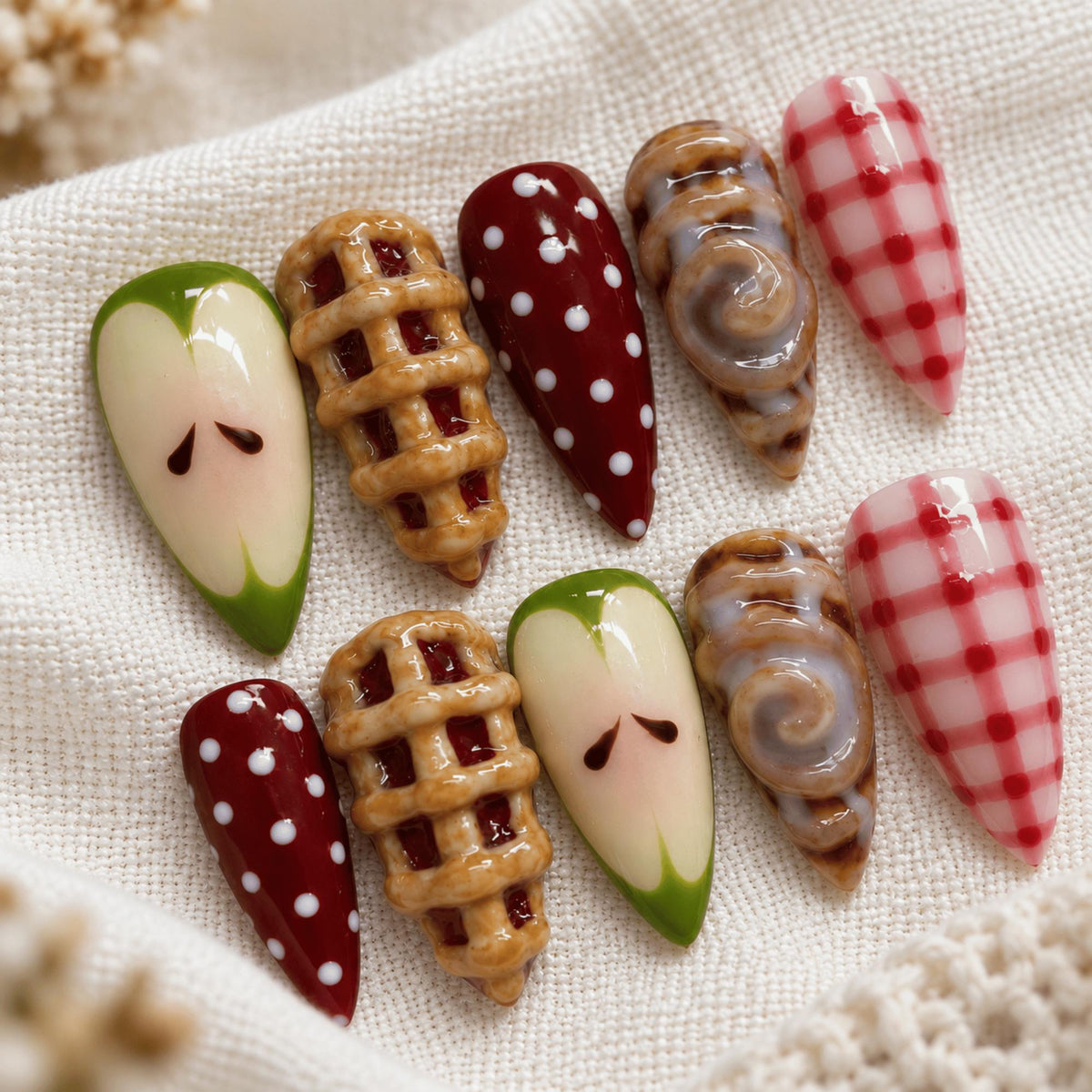 Thanksgiving Apple Pie and Cinnamon Roll Nail Set