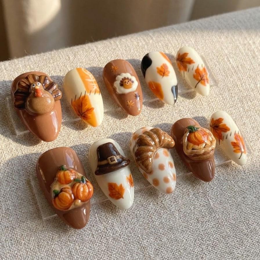 Thanksgiving Turkey, Pumpkin Pie & Autumn Leaf Nail Set