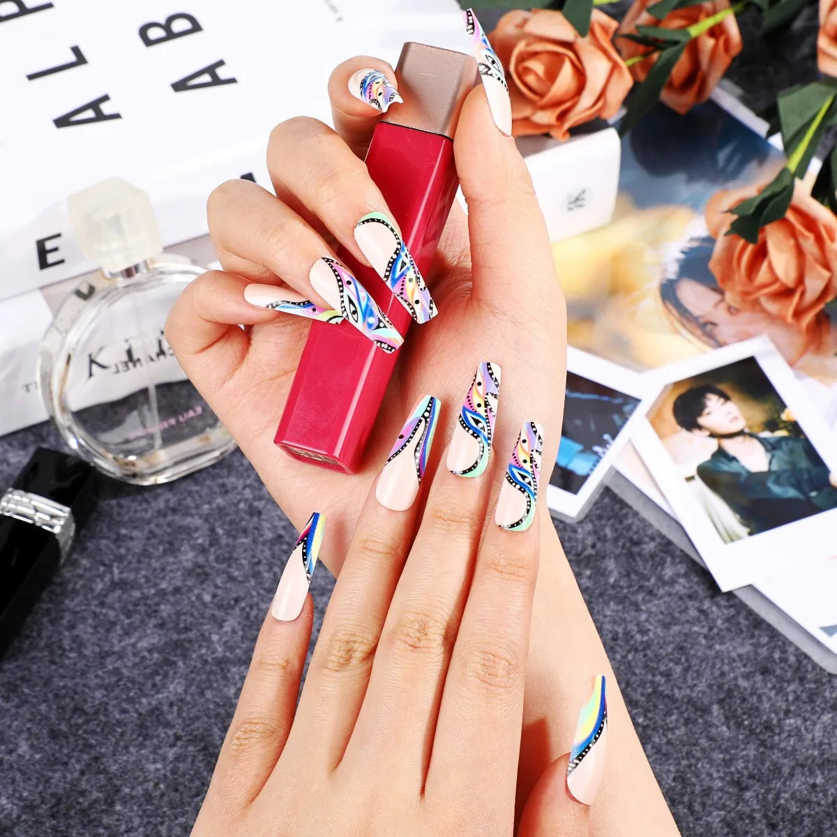 Y2K Blue Abstract Line Press-On Nails With Colorful Dots